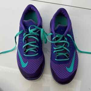 Nike Vibrant Purple and Teal Running Shoes